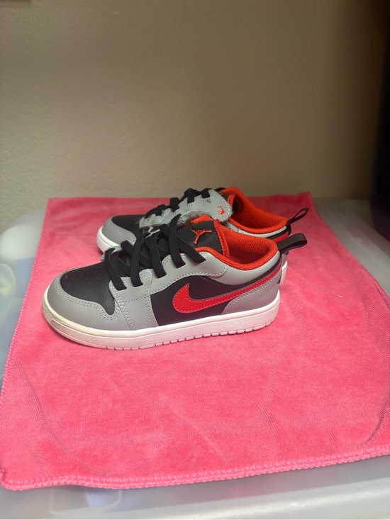 Jordan Other - Nike Jordan Kids' Low-Top Sneakers in Black/Gray with Red Swoosh - FlyEase